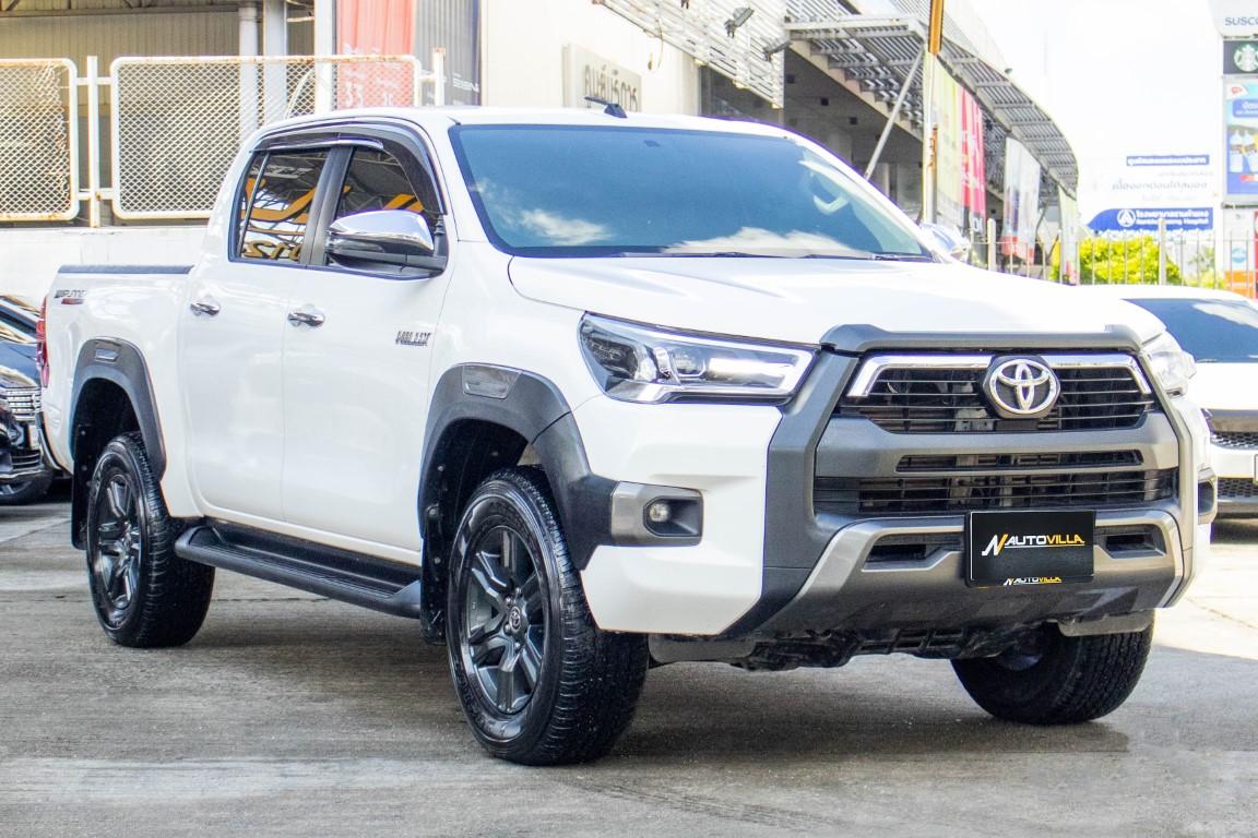 Toyota Hilux Revo Doublecab 2.4 Entry Prerunner M/T 2023 *SK2031*